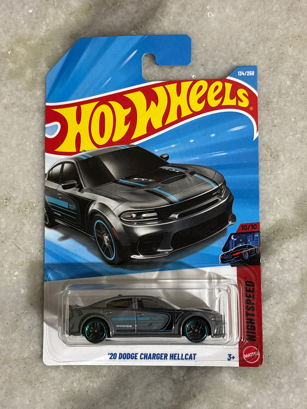 20 Dodge Charger Hellcat + 1 Random Hotwheels