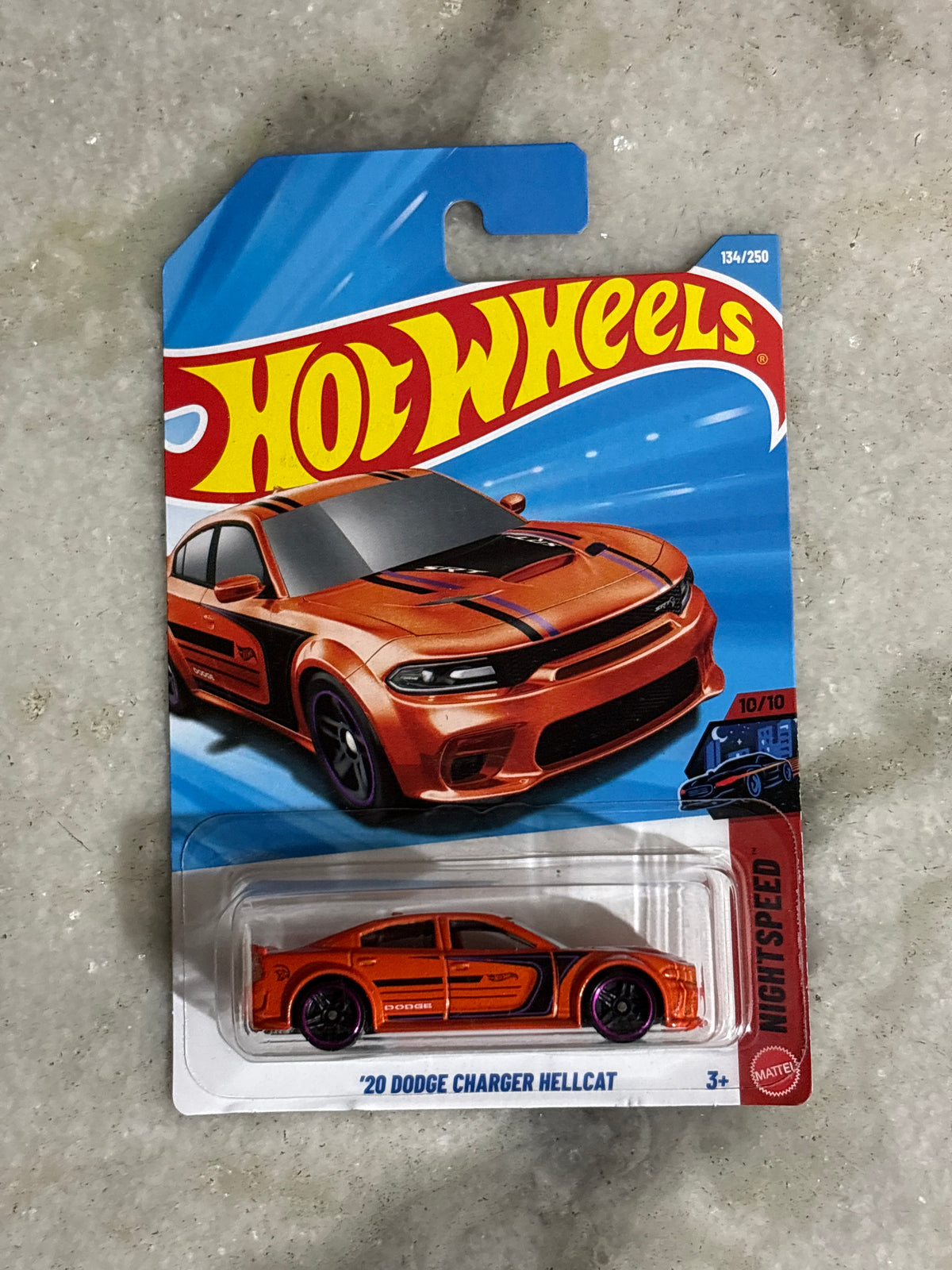 20 Dodge Charger Hellcat + 1 Random Hotwheels