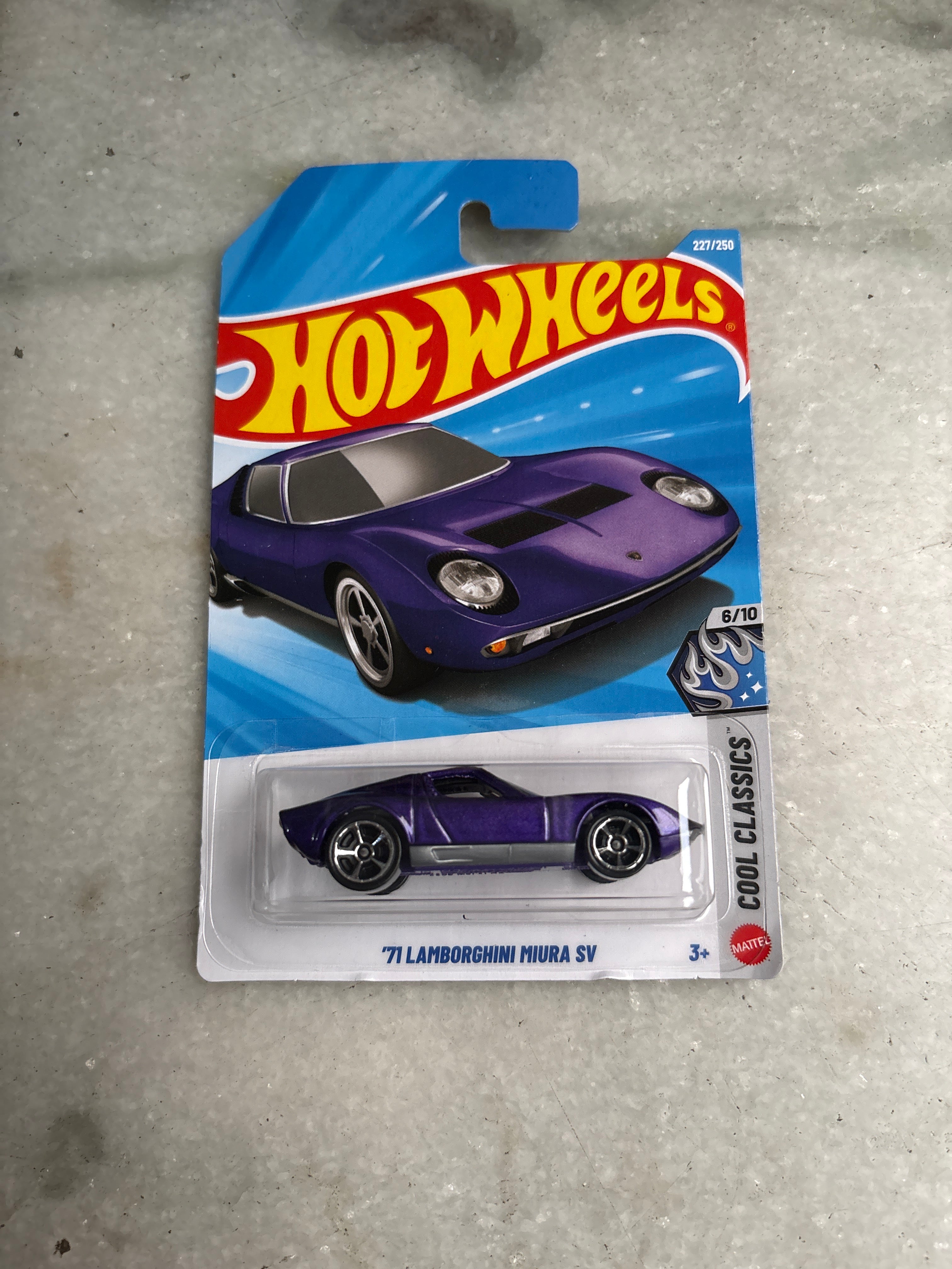 71 Lamborghini Miura SV + 2 Random Hotwheels
