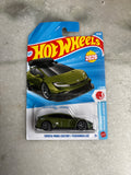 Toyota Prius Custom + 1 Random Hotwheels