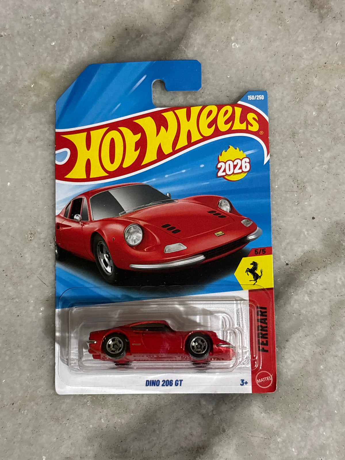 Dino 206 GT + 2 Random Hotwheels