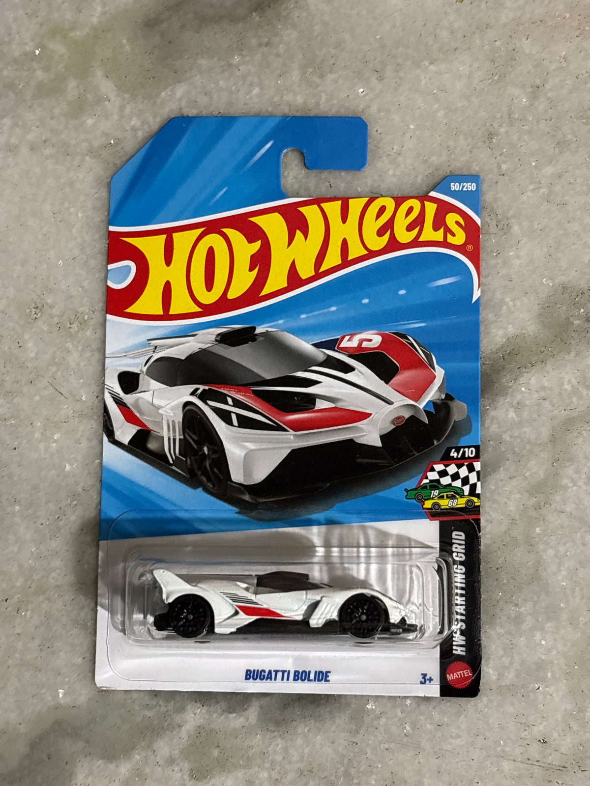 Bugatti Bolide + 2 Random Hotwheels