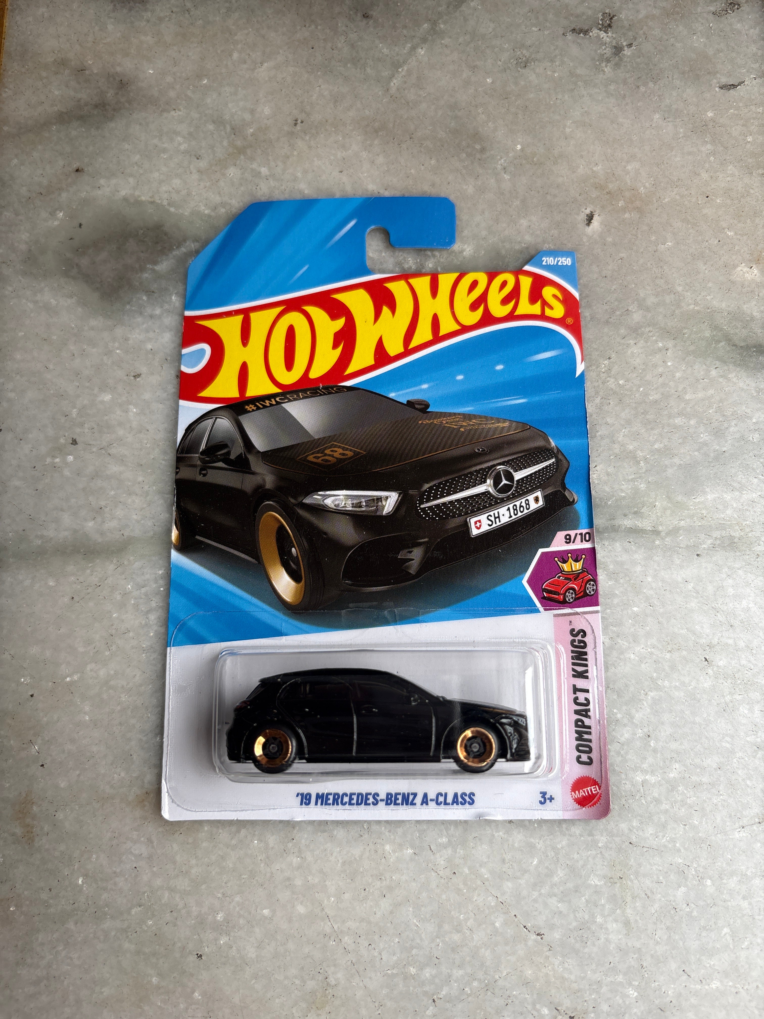 19 Mercedes Benz A Class + 1 Random Hotwheels